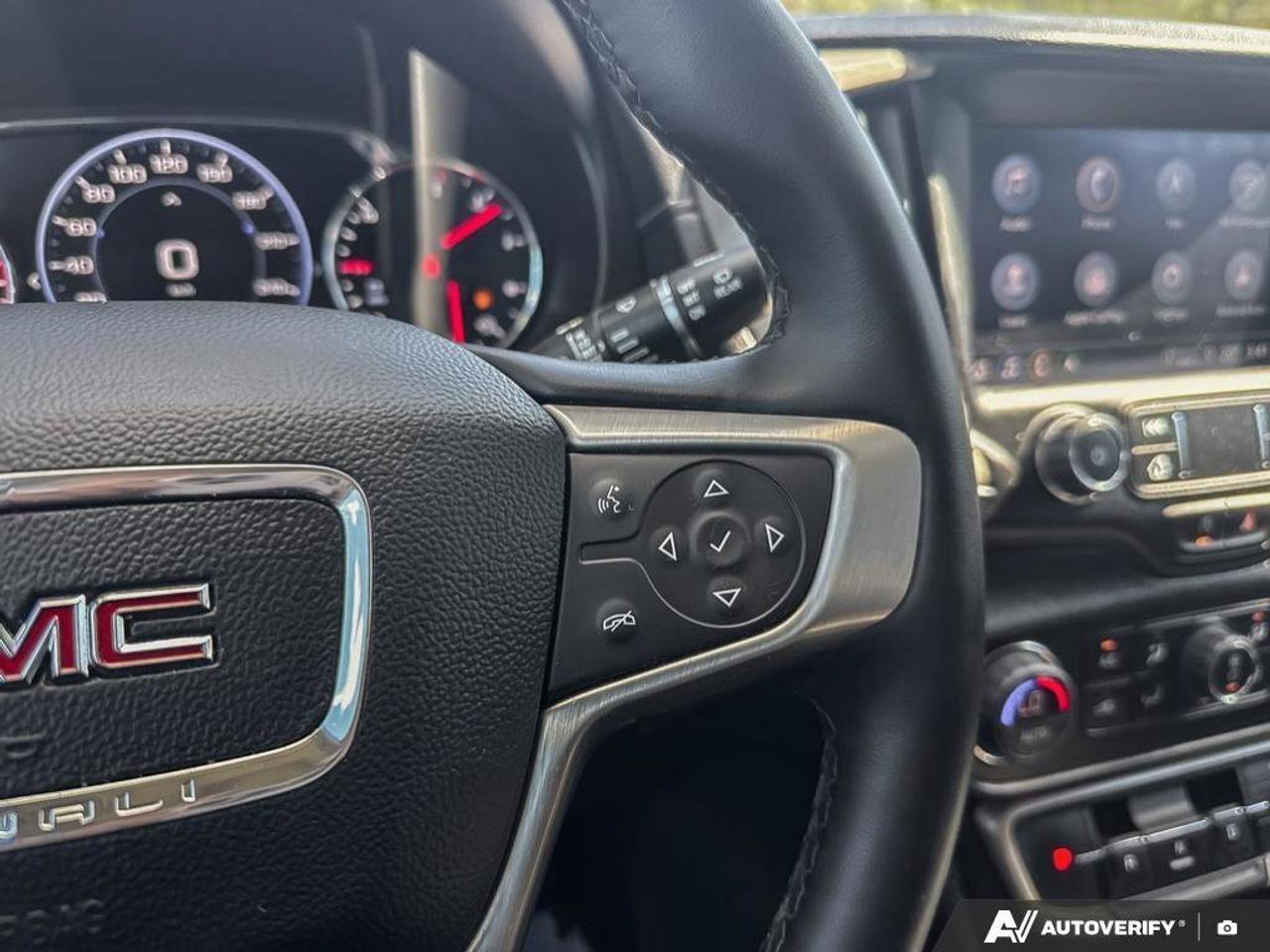 2024 GMC Terrain Denali ALL WEATHER MATS. SUNROOF. LEATHER. SUMMER Photo