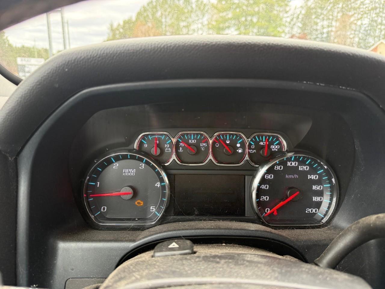 2019 Chevrolet SILVERADO 2500HD 4WD Crew Cab 153.7  LT Photo