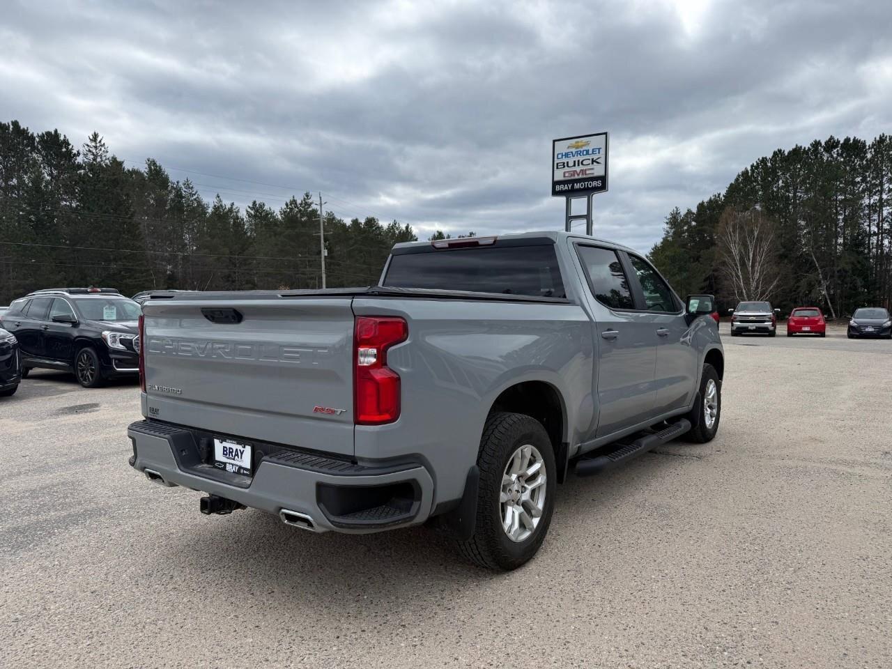2024 Chevrolet Silverado 1500 4WD Crew Cab 147  RST Photo