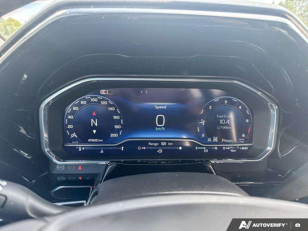 2024 Chevrolet Silverado 1500 LEASE RETURN. RUNNING BOARDS. TONNEAU COVER. TRAILERING PKG. Z71 OFF ROAD PKG. TRUE NORTH EDITION. Photo