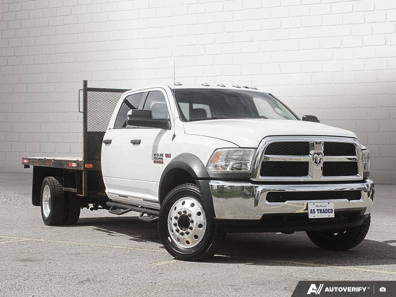 2017 RAM Ram 5500 Cab-Chassis SLTSLT, CASSIS, 6.4L HEMI V8, 4X4, CREW CAB, AS-TR Photo
