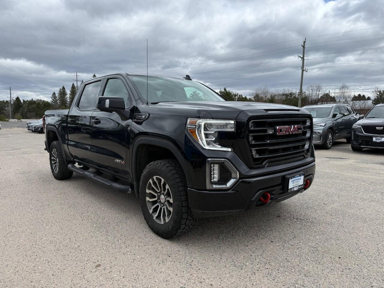 2021 GMC Sierra 1500 AT4 RUNNING BOARDS. TONNEAU COVER. OFF ROAD SUSPEN Photo