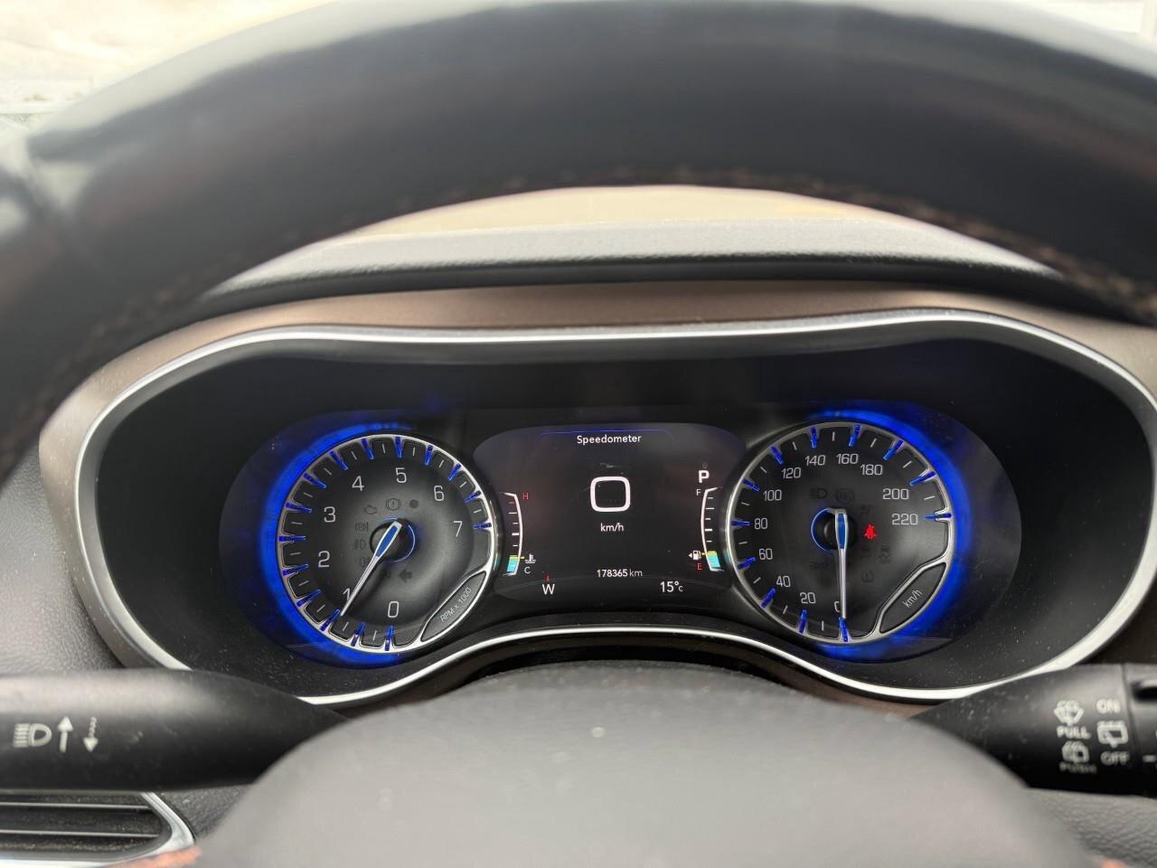2017 Chrysler Pacifica 4DR WGN TOURING-L PLUS Photo