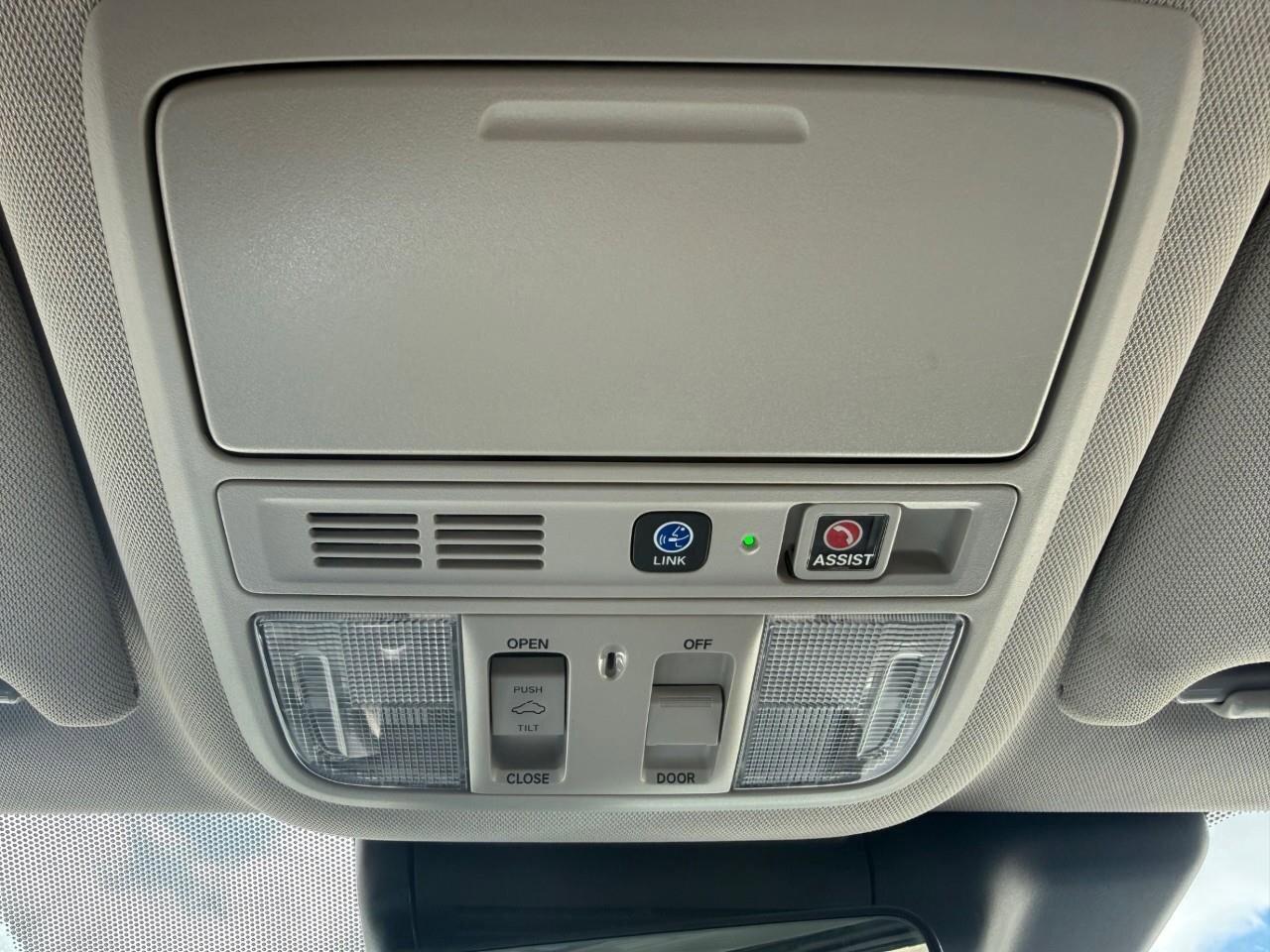 2019 Honda Accord Sedan Touring CVT Photo
