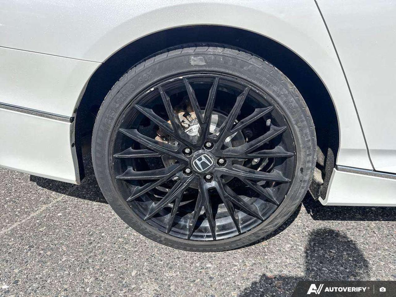 2019 Honda Accord SUMMER & WINTER WHEELS AND TIRES. LOADED. CERTIFIED. Photo