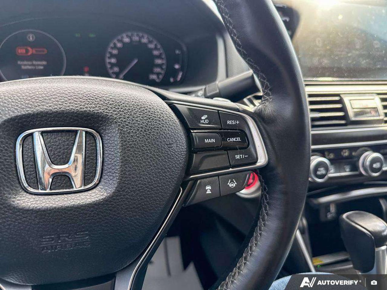 2019 Honda Accord SUMMER & WINTER WHEELS AND TIRES. LOADED. CERTIFIED. Photo