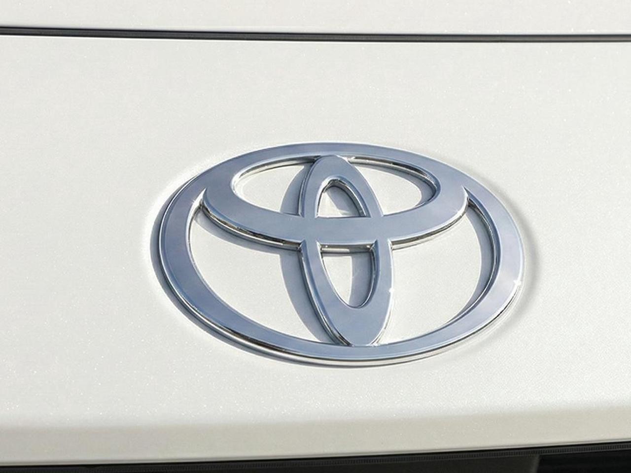 2026 Toyota bZ XLE AWD Photo