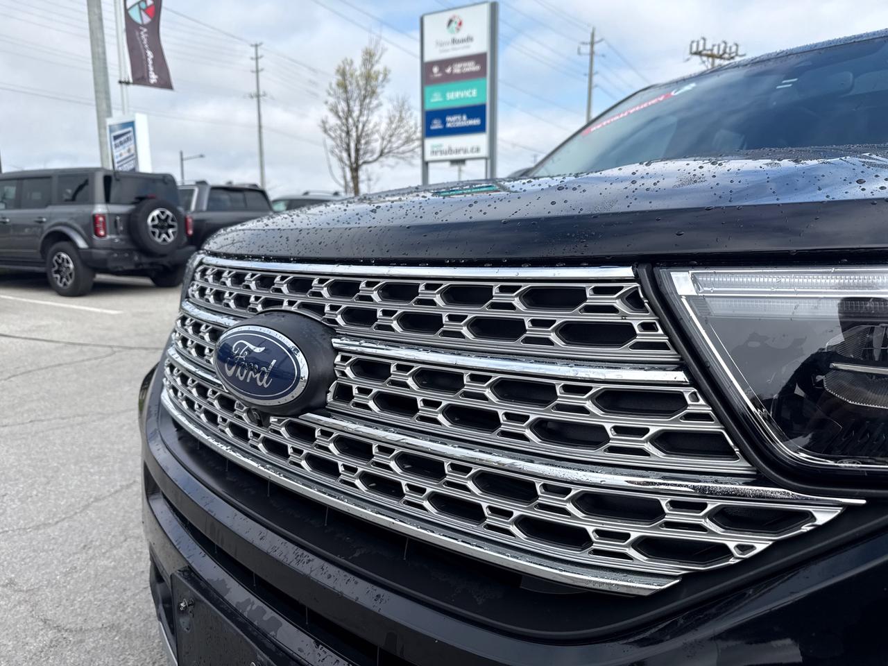 2022 Ford Explorer Limited 4dr 4x4 Photo3