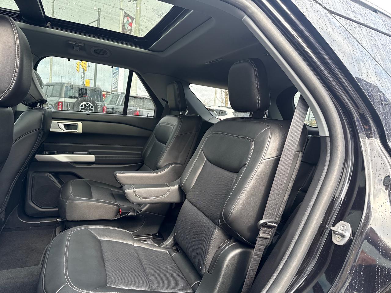 2022 Ford Explorer Limited 4dr 4x4 Photo