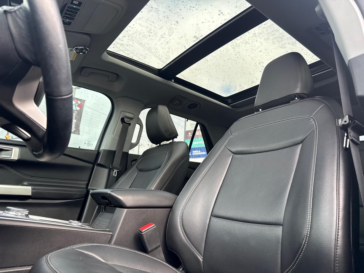 2022 Ford Explorer Limited 4dr 4x4 Photo