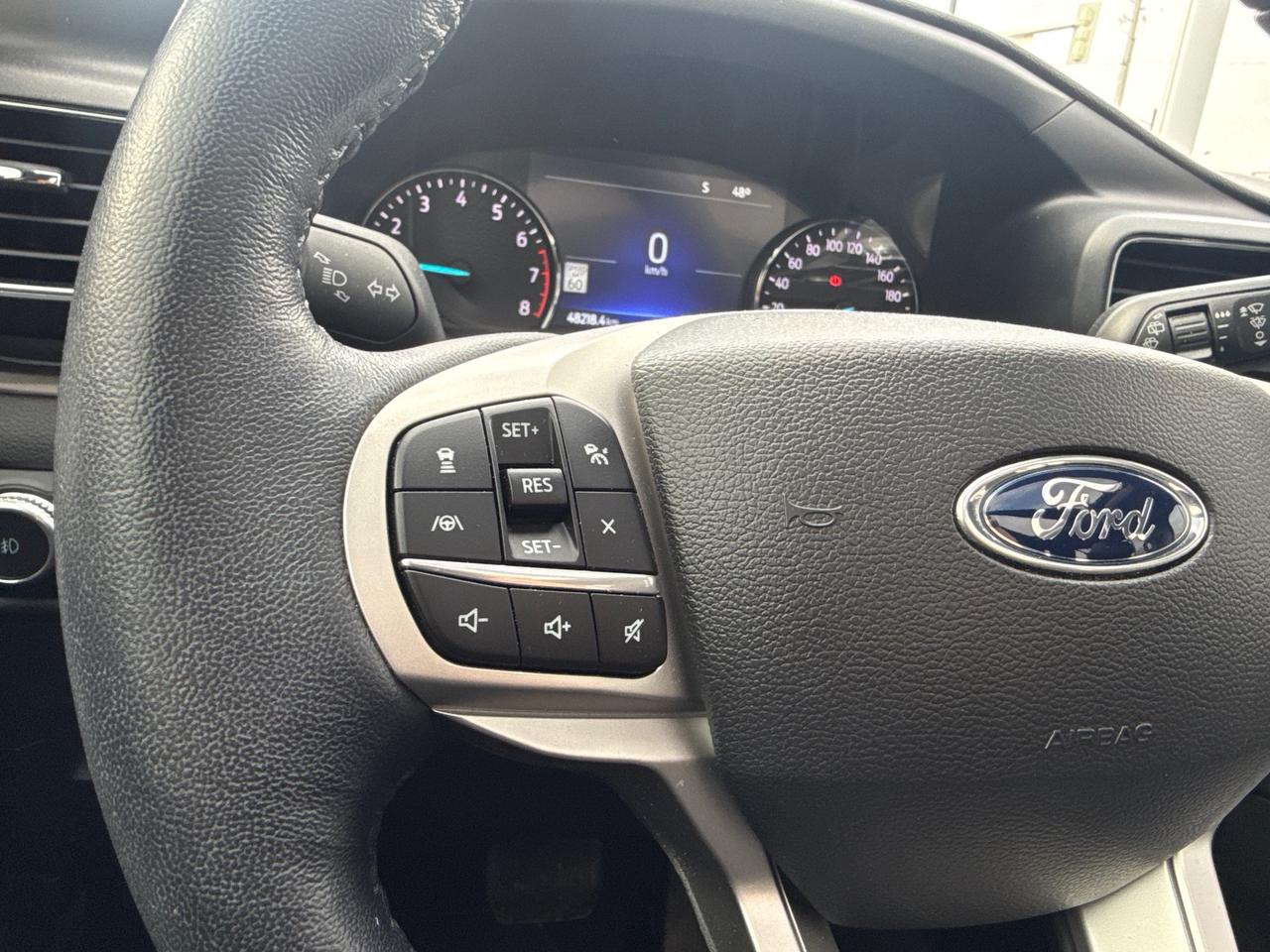 2022 Ford Explorer Limited 4dr 4x4 Photo