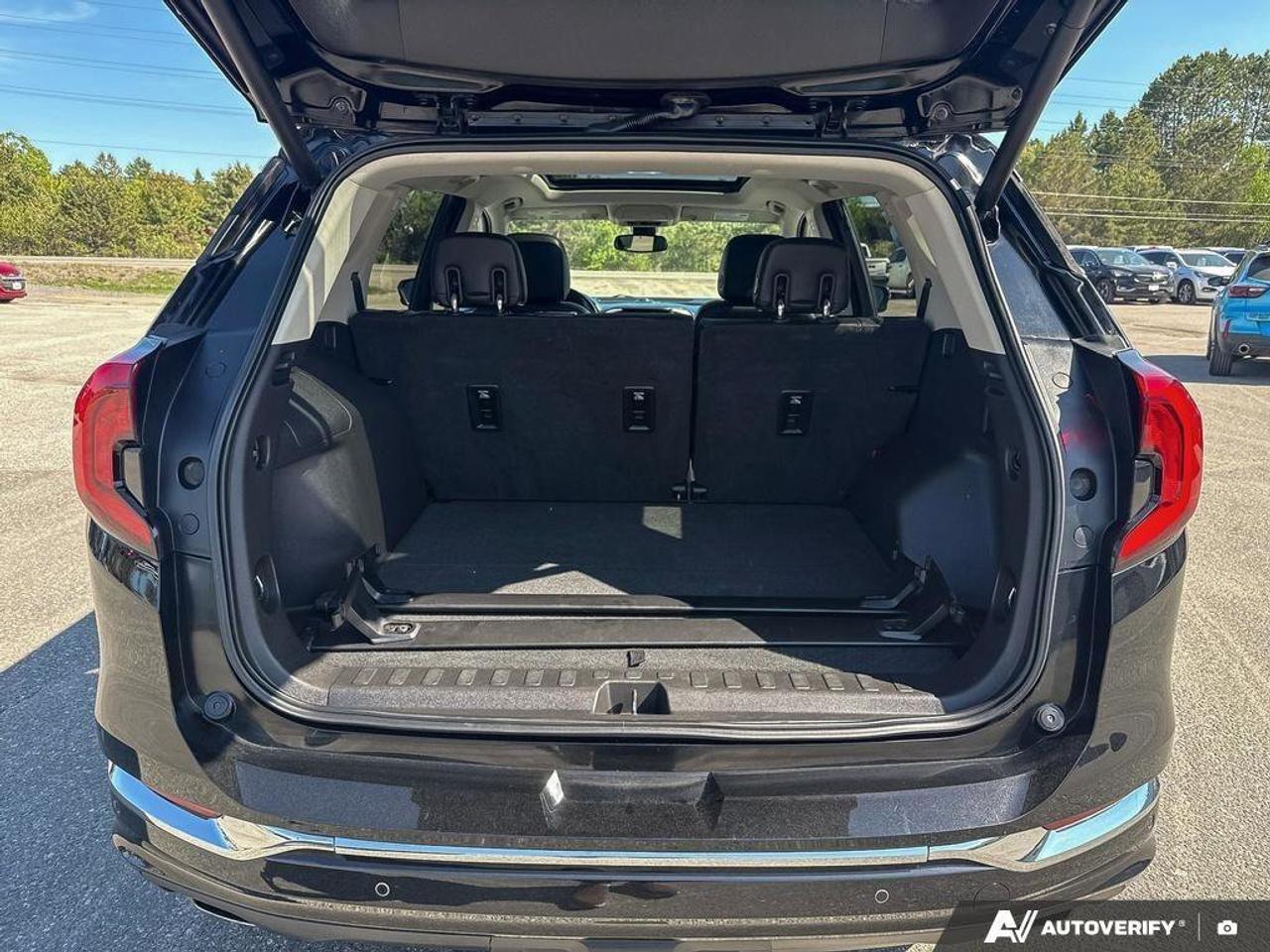 2019 GMC Terrain Denali WIRELESS CHARGING. SUNROOF. BOSE AUDIO SYST Photo