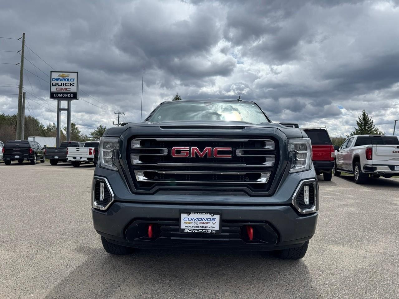 2019 GMC Sierra 1500 4WD Double Cab 147  AT4 Photo