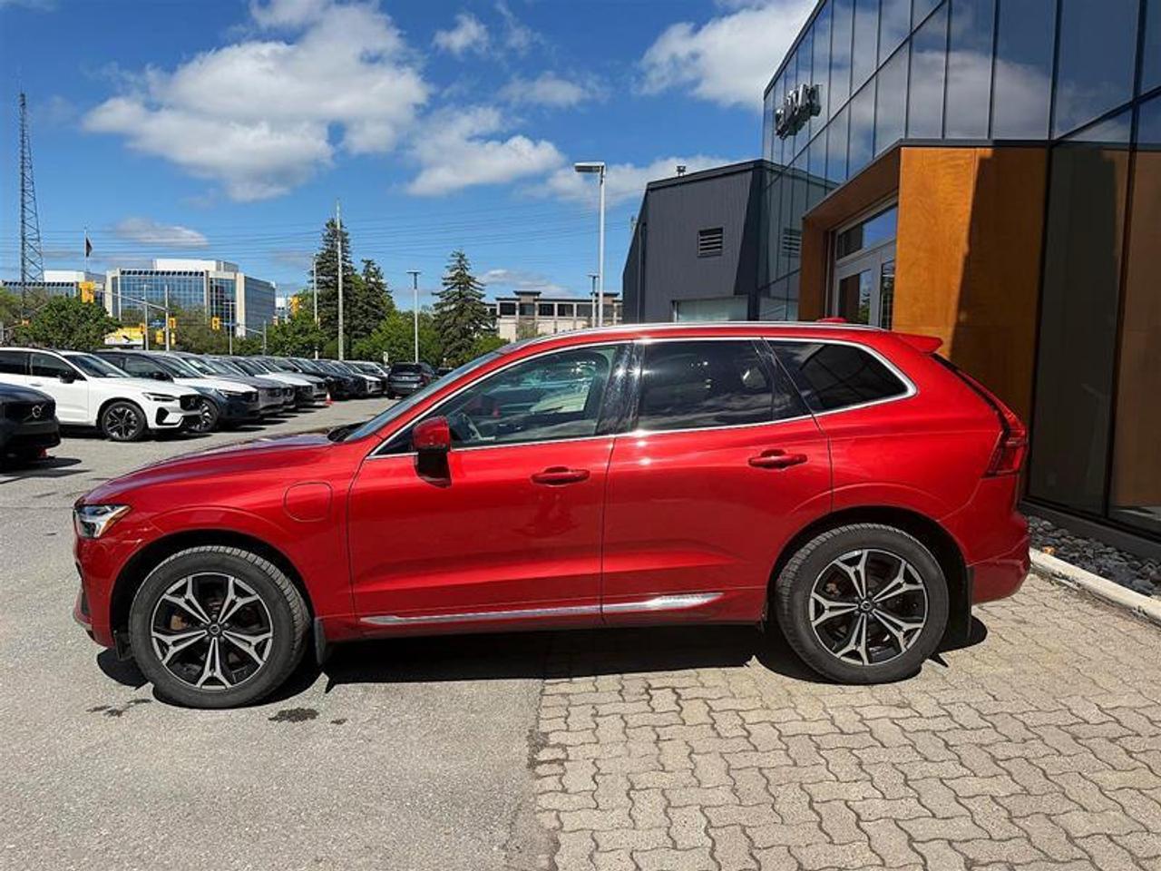 2022 Volvo XC60 T8 Expression Ext Range   HK   AWD   Clean Photo4