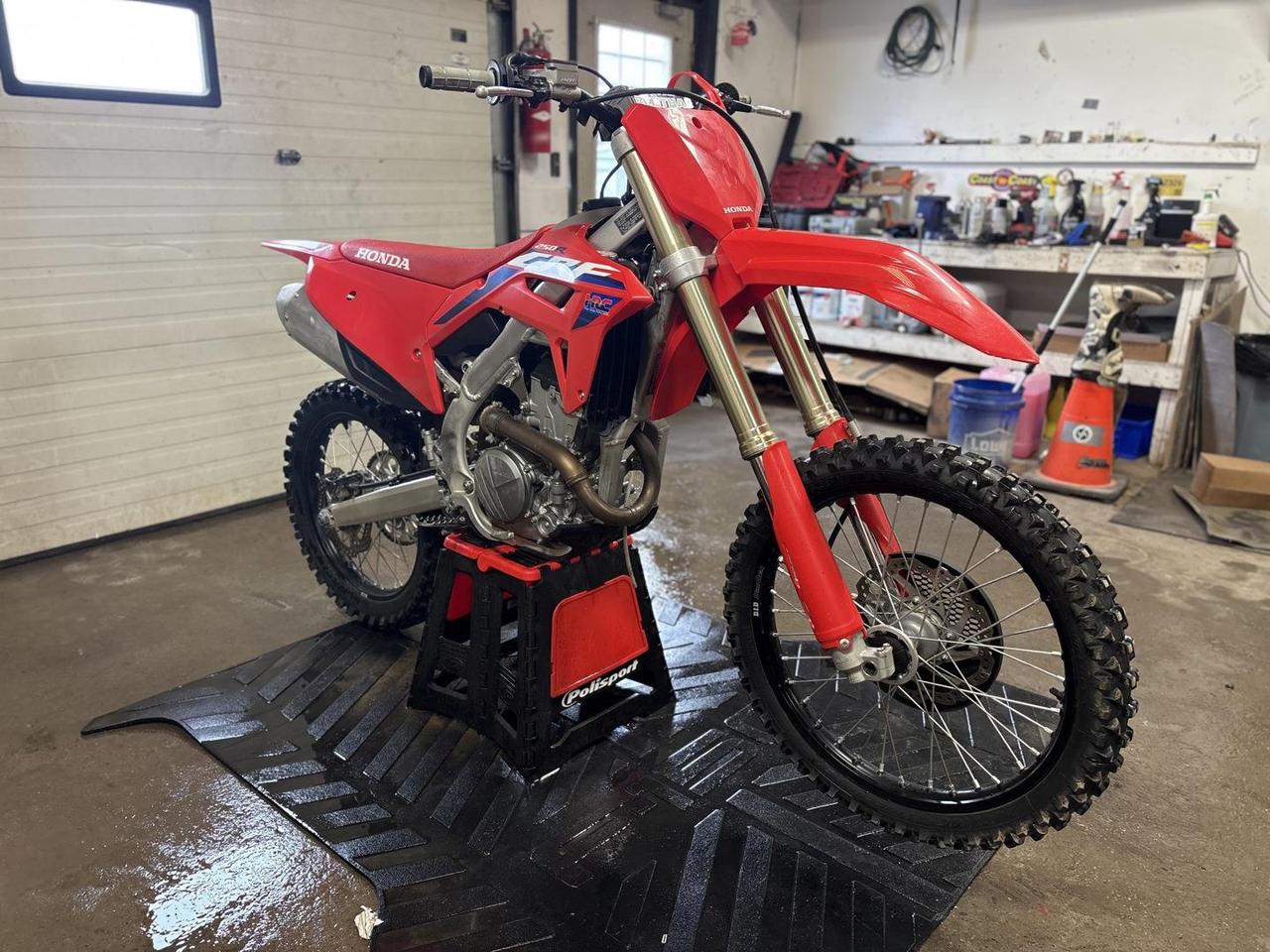 2023 Honda CRF250R  Photo4