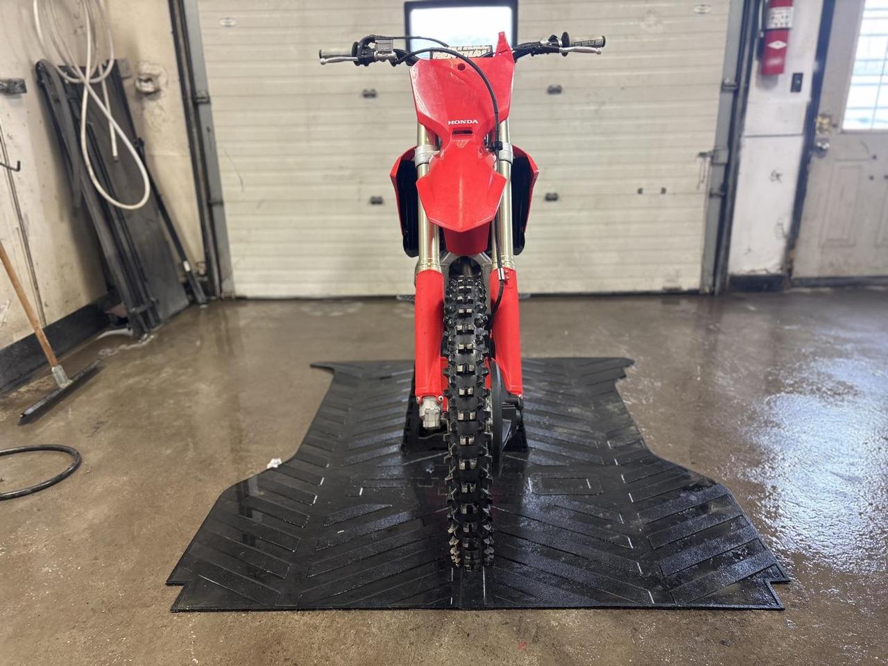 2023 Honda CRF250R  Photo