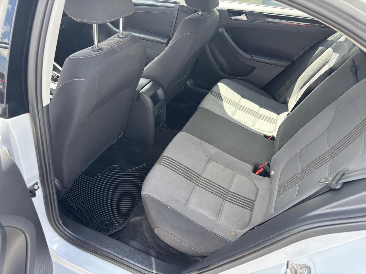2017 Volkswagen Jetta Wolfburg Edition (A6) 4dr Sedan Photo