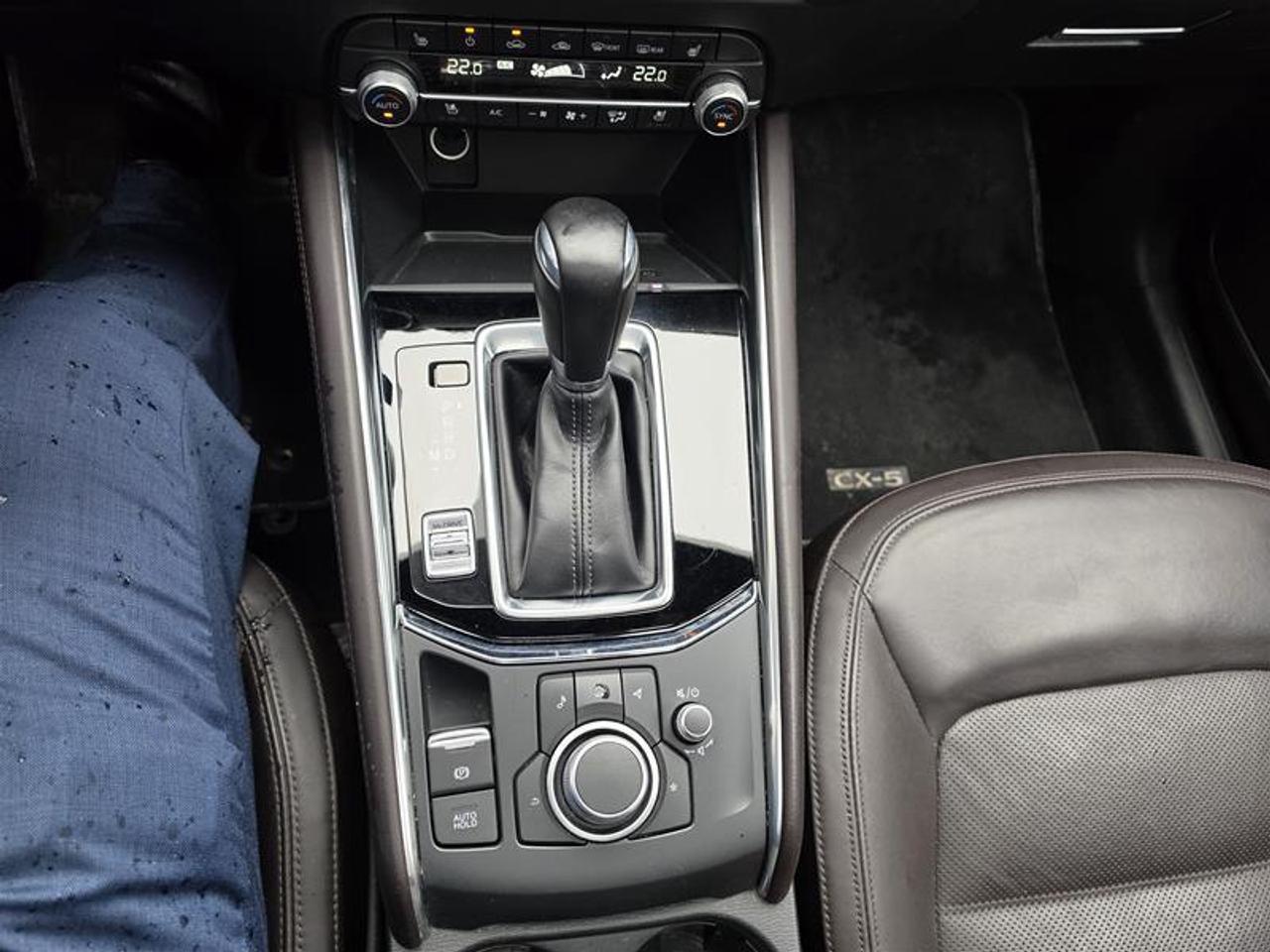 2023 Mazda CX-5 Signature AWD Photo