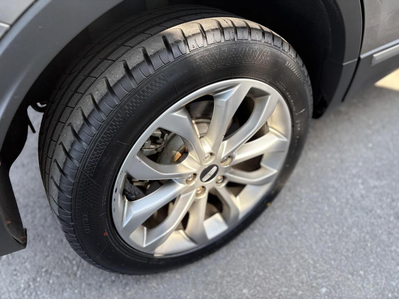 2016 Lincoln MKC Select 4dr All-wheel Drive Photo