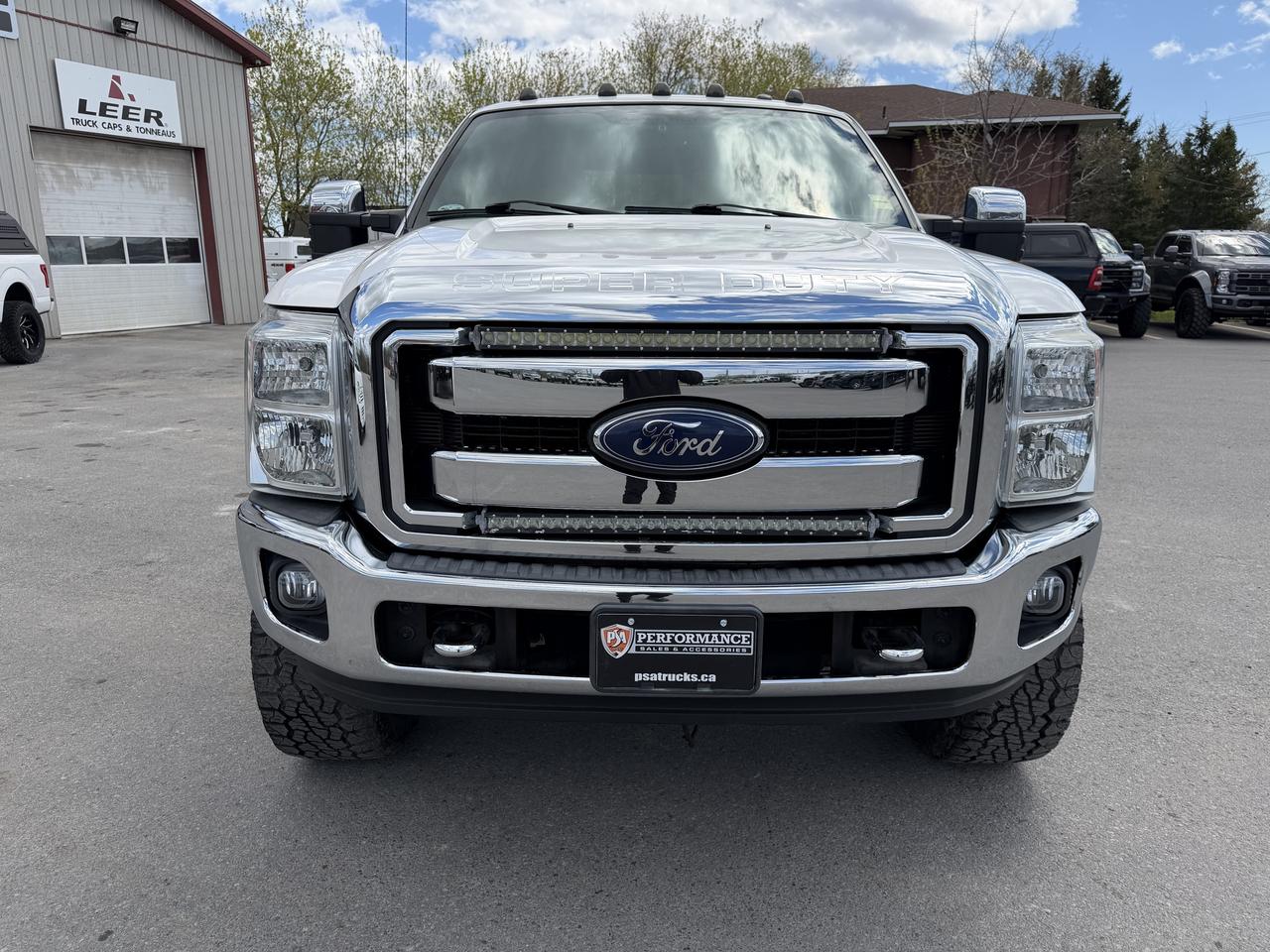 2016 Ford F-250 4WD Crew Cab 156  Lariat Photo