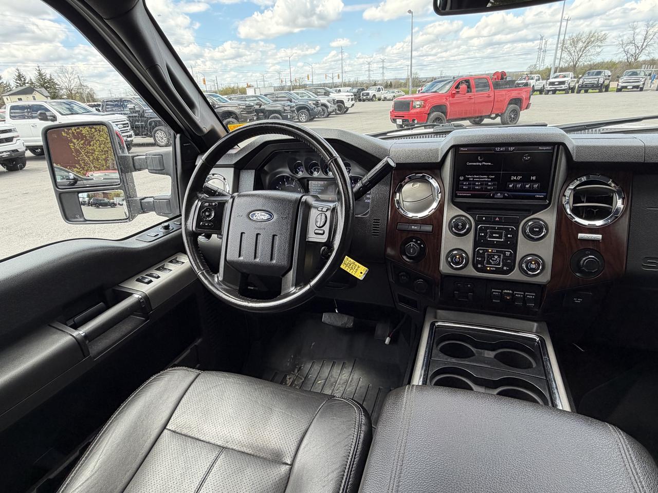2016 Ford F-250 4WD Crew Cab 156  Lariat Photo