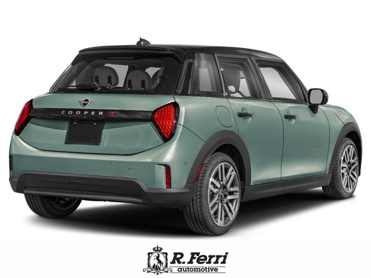 2026 MINI 5 Door Cooper C 4dr Hatchback Photo2