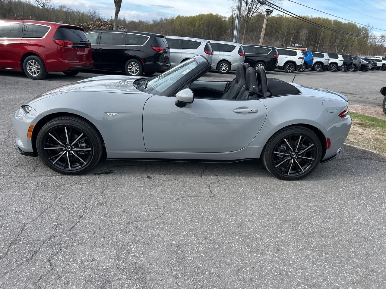 2024 Mazda MX-5 GT Photo