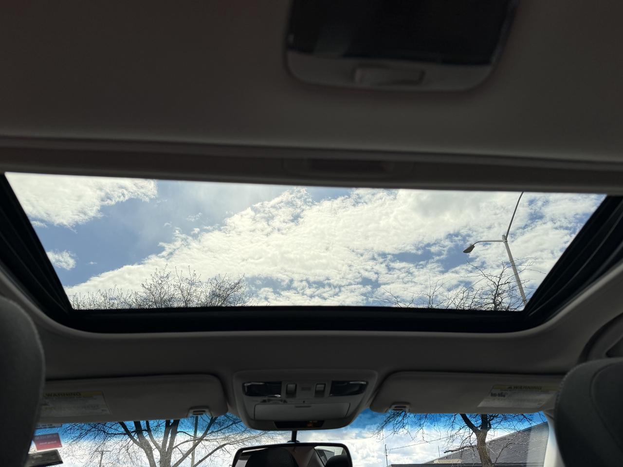 2016 Subaru Legacy Premium Photo