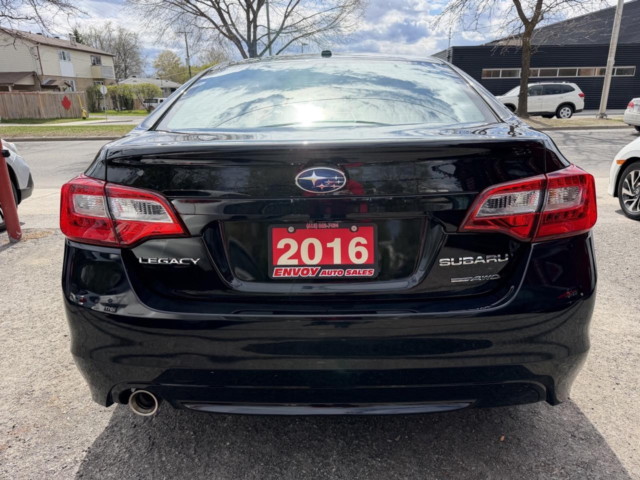 2016 Subaru Legacy Premium Photo