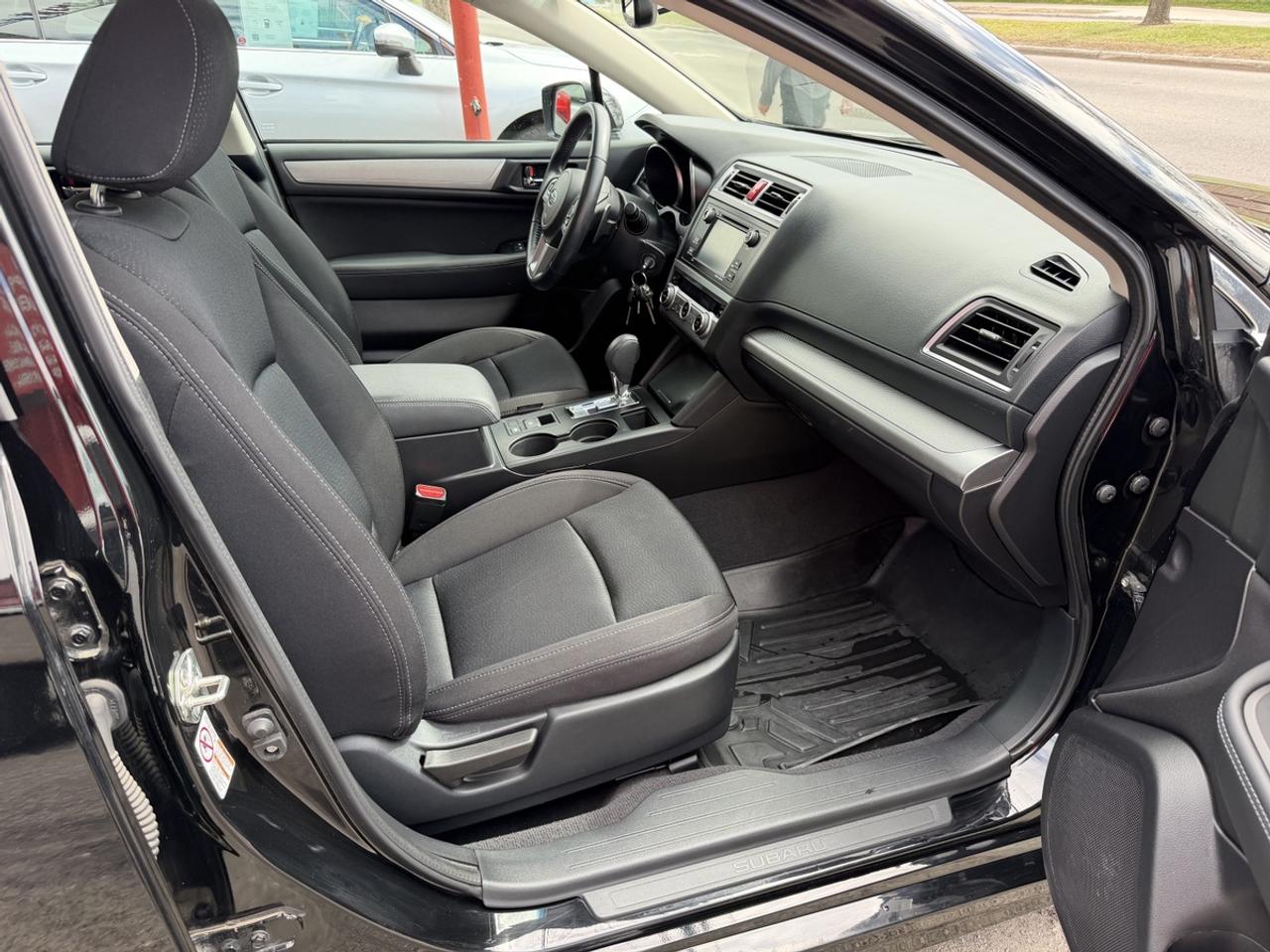 2016 Subaru Legacy Premium Photo