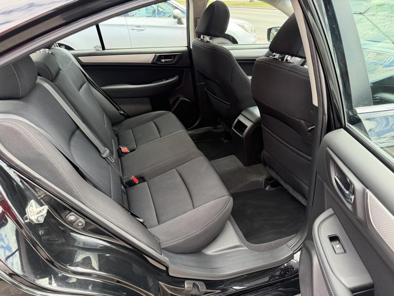 2016 Subaru Legacy Premium Photo