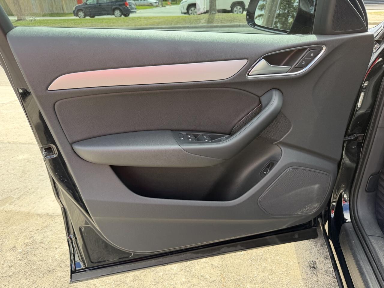 2016 Audi Q3 Premium Plus Photo