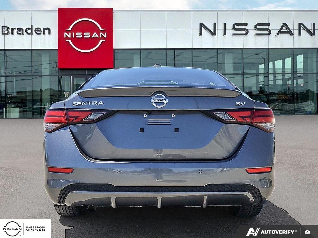 2023 Nissan Sentra SV CVT Photo