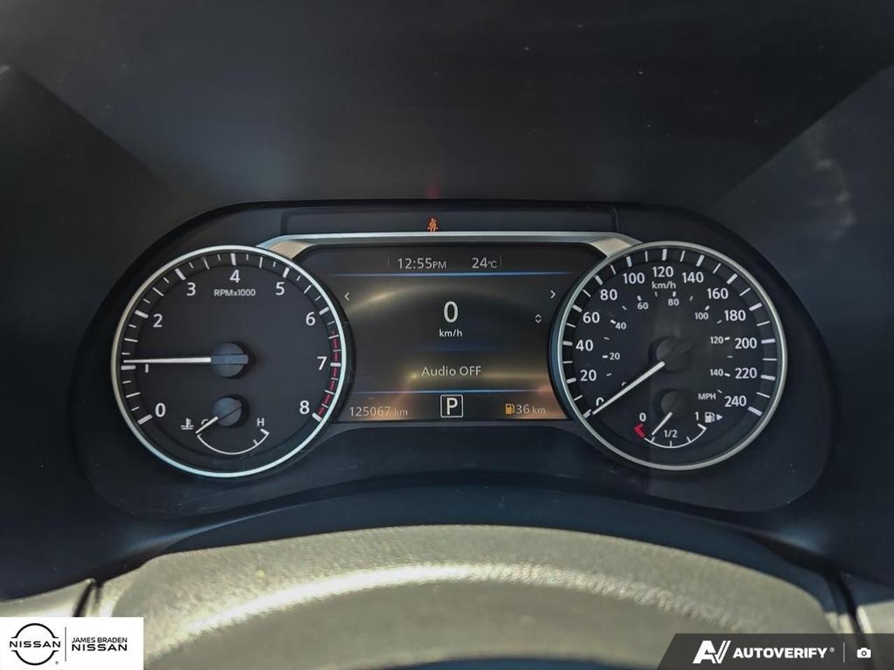 2023 Nissan Sentra SV CVT Photo