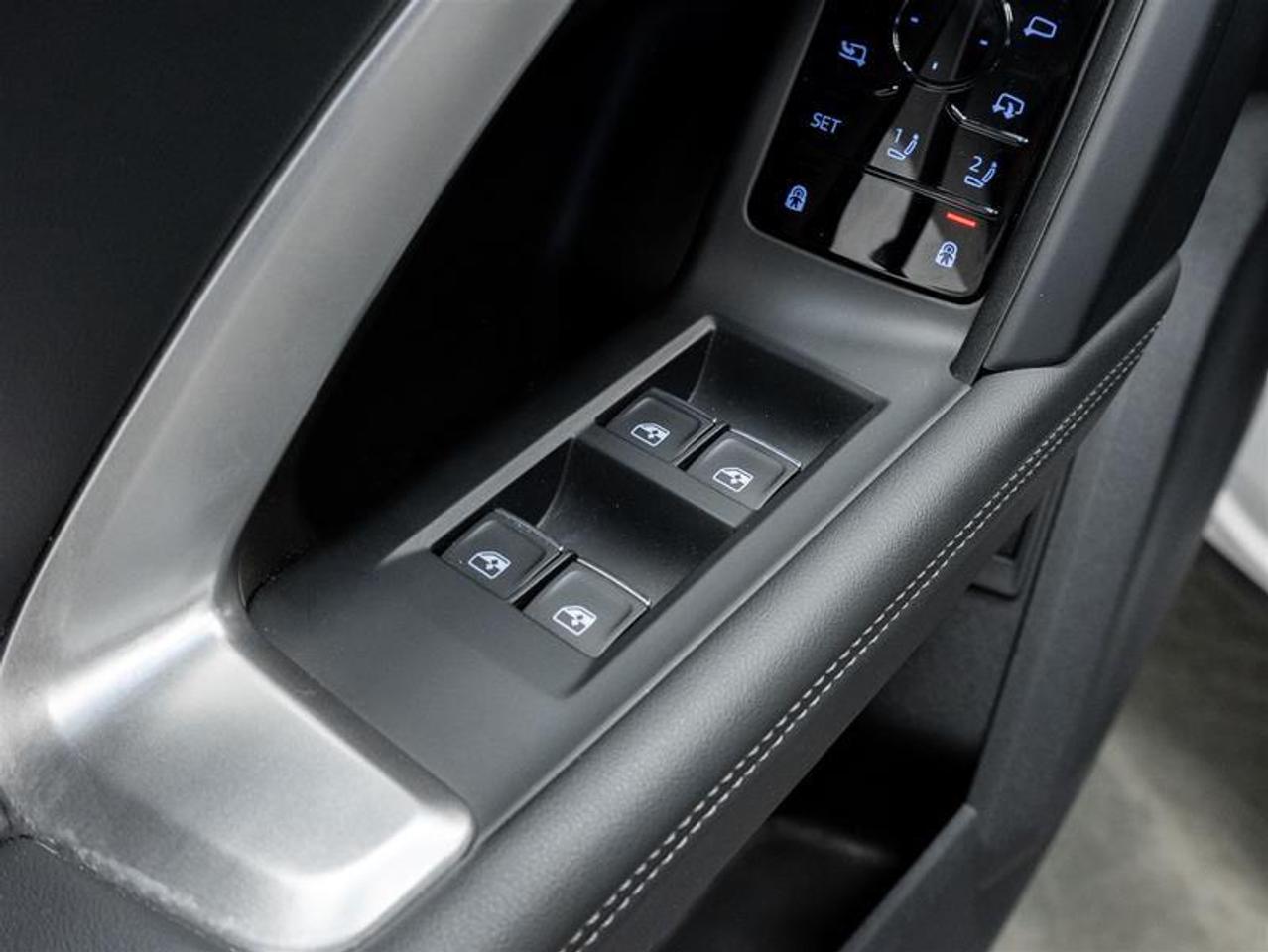 2025 Audi New Q5 2.0T 4dr All-Wheel Drive quattro Sport Utility Photo
