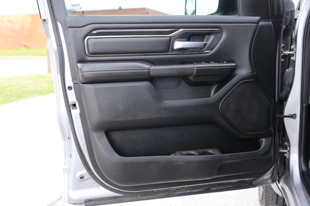 2019 RAM 1500 SPORT-5.7L HEMI-4WD-CREWCAB/R STARTER/BCAM/P SENSO Photo