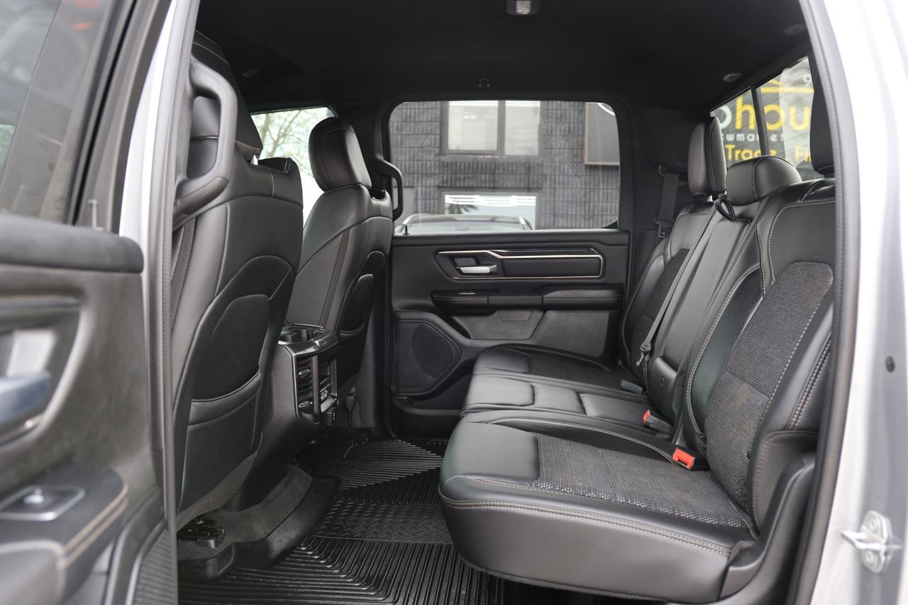 2019 RAM 1500 SPORT-5.7L HEMI-4WD-CREWCAB/R STARTER/BCAM/P SENSO Photo