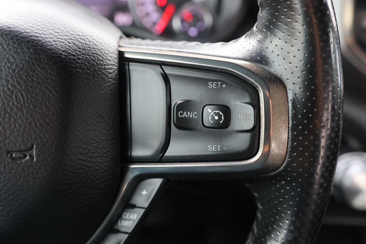 2019 RAM 1500 SPORT-5.7L HEMI-4WD-CREWCAB/R STARTER/BCAM/P SENSO Photo