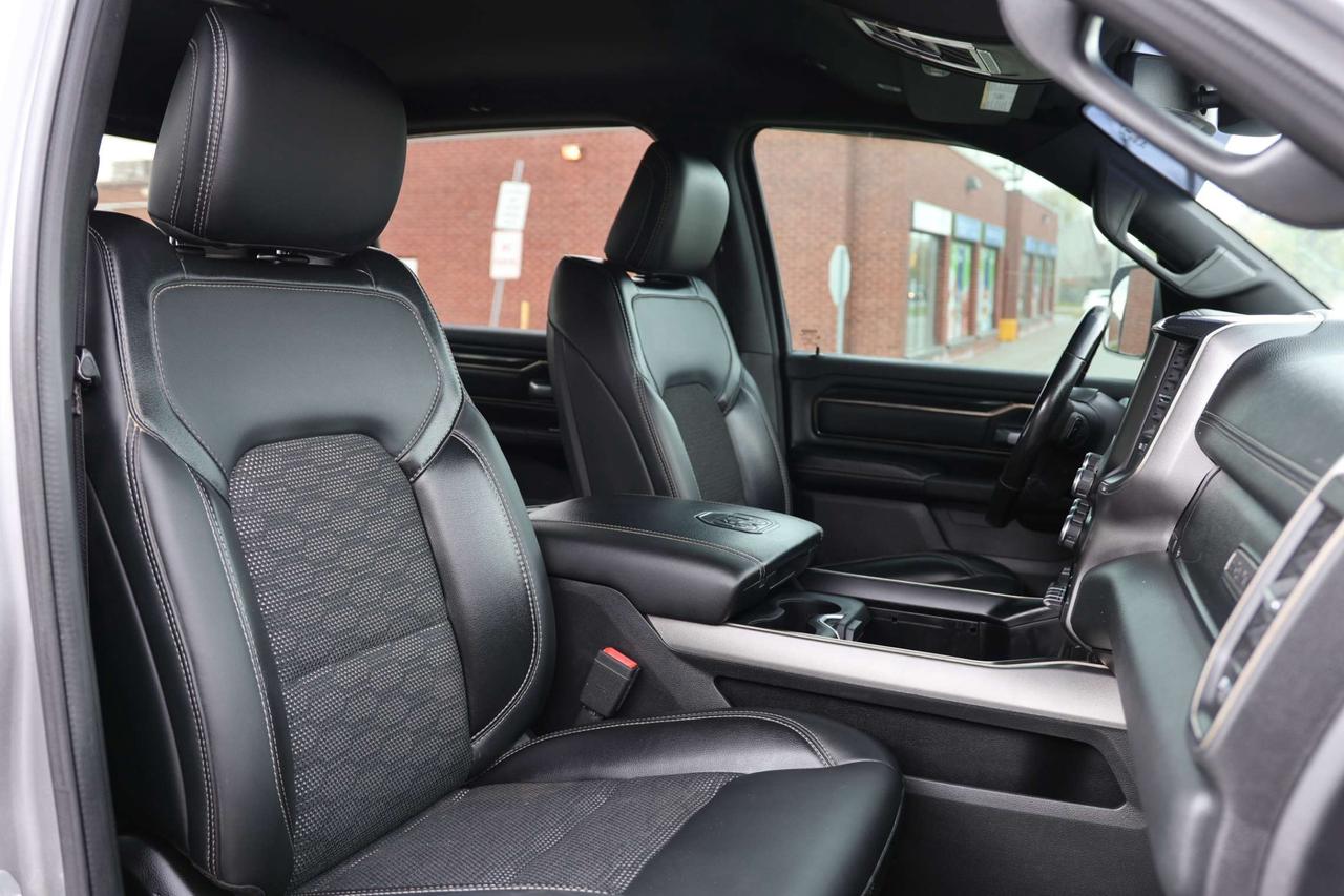 2019 RAM 1500 SPORT-5.7L HEMI-4WD-CREWCAB/R STARTER/BCAM/P SENSORS/LEATHER/P SEAT/H SEATS&STEERING/KEYLESS/CARPLAY Photo