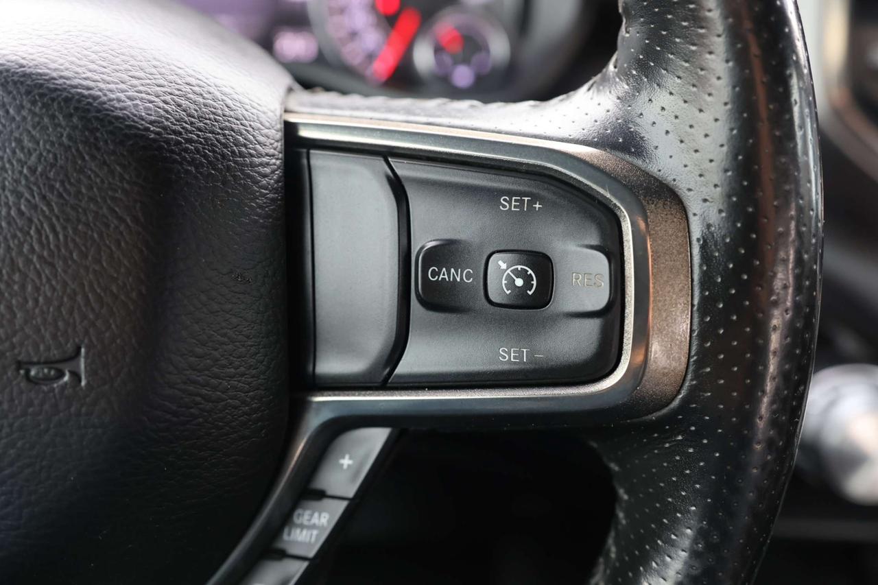 2019 RAM 1500 SPORT-5.7L HEMI-4WD-CREWCAB/R STARTER/BCAM/P SENSORS/LEATHER/P SEAT/H SEATS&STEERING/KEYLESS/CARPLAY Photo