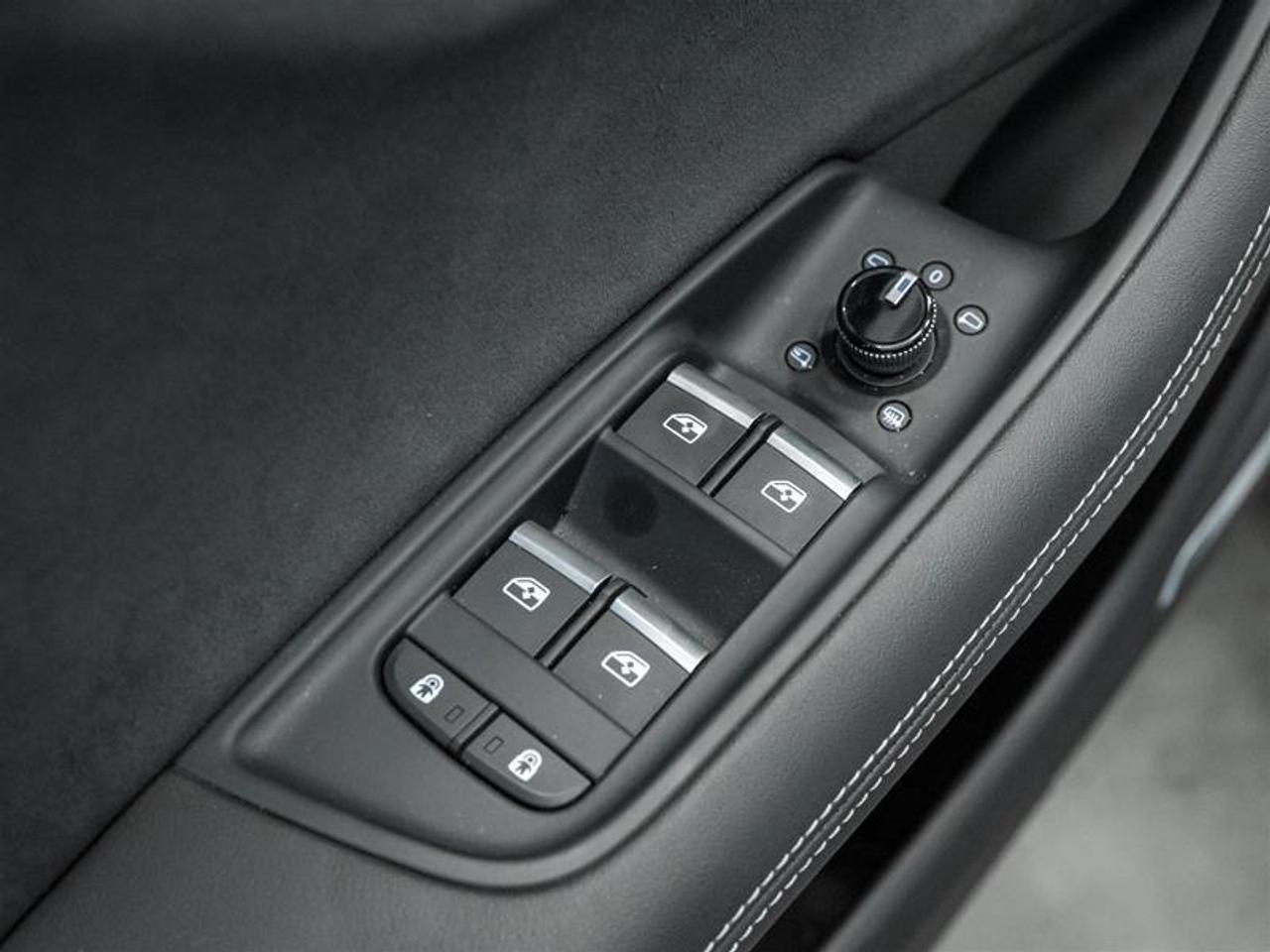 2024 Audi SQ8 4.0T 4dr All-Wheel Drive quattro Sport Utility Photo
