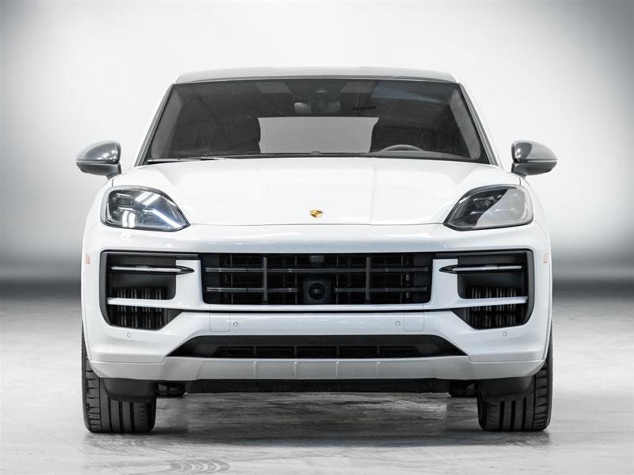 2024 Porsche Cayenne Coupe S 4dr All-Wheel Drive Photo