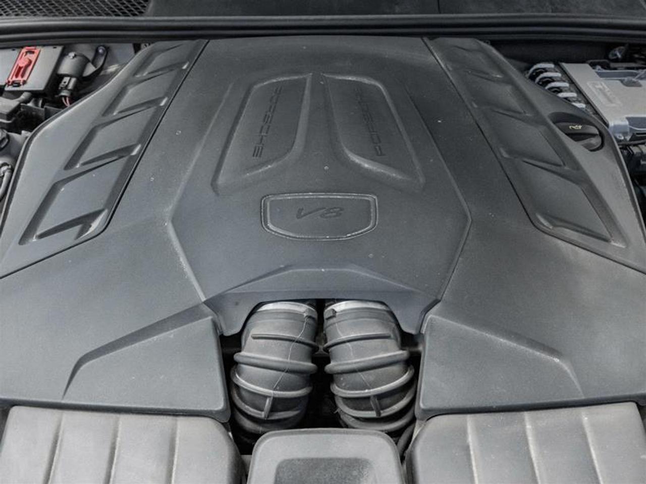 2024 Porsche Cayenne Coupe S 4dr All-Wheel Drive Photo