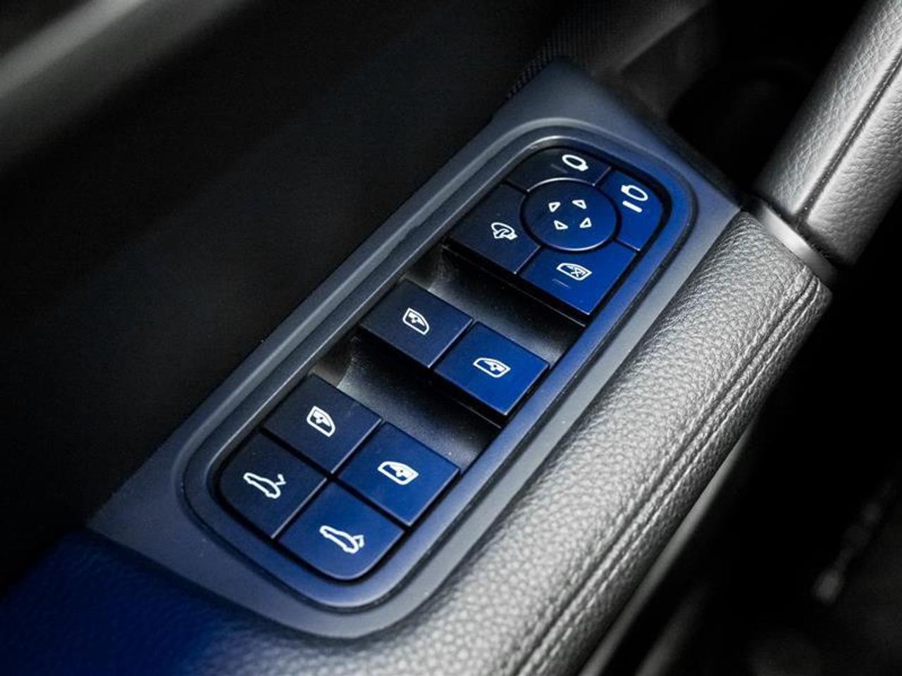 2024 Porsche Cayenne Coupe S 4dr All-Wheel Drive Photo