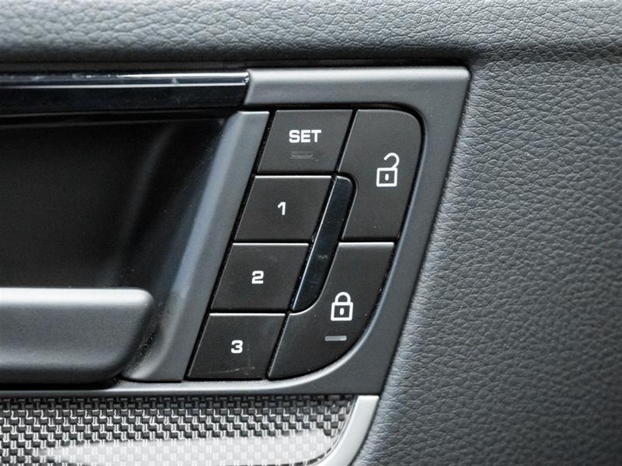 2024 Porsche Cayenne Coupe S 4dr All-Wheel Drive Photo