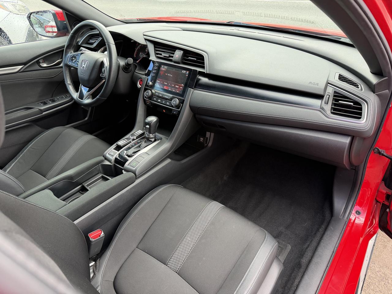 2020 Honda Civic Sport Hatchback Photo