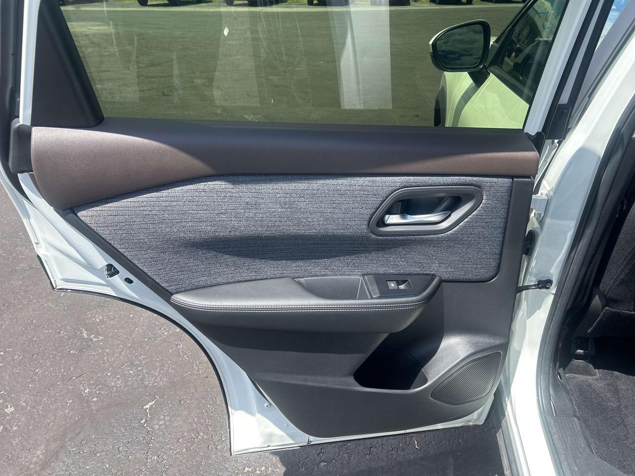 2023 Nissan Rogue SV MIDNIGHT EDITION 2.0L PANO ROOF HEATED SEAT/WHL Photo