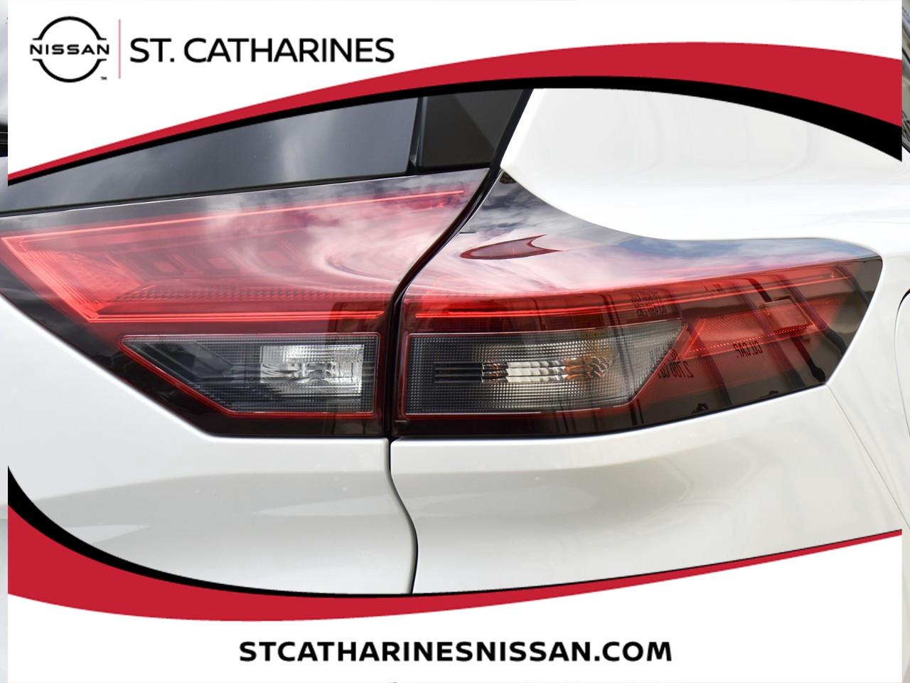 2026 Nissan Rogue SV MOONROOF Photo