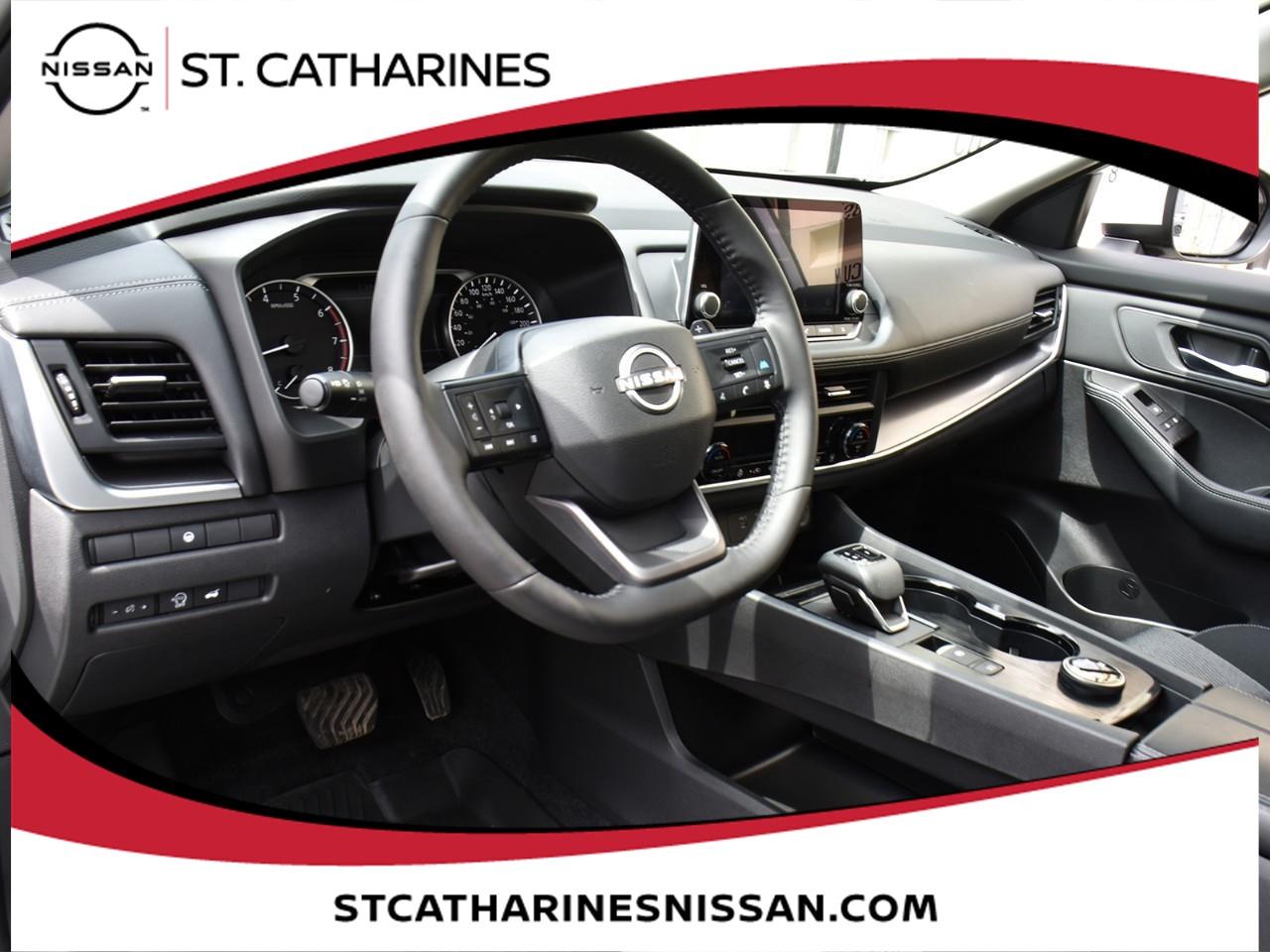 2026 Nissan Rogue SV MOONROOF Photo