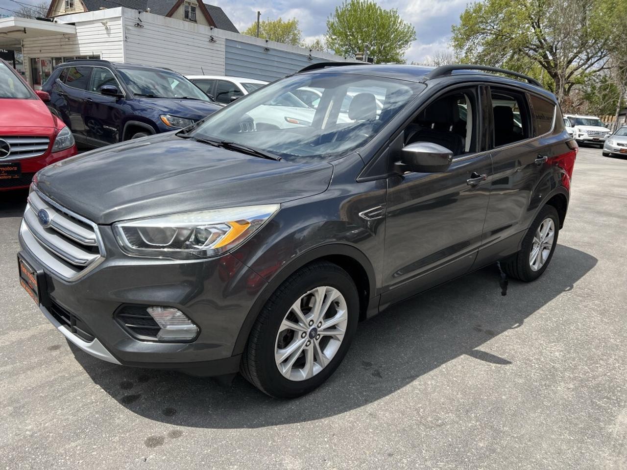 2017 Ford Escape SE 4dr Front-wheel Drive Automatic Photo